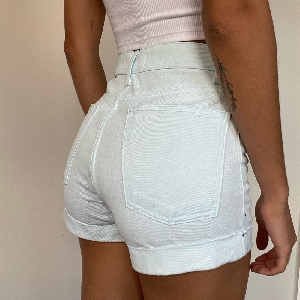 Go shorty - Picture 4 of 5